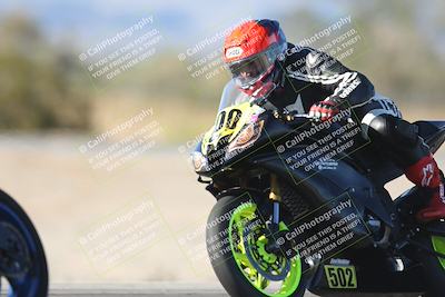 media/Dec-07-2025-CVMA (Sun) [[3e7d2de5dc]]/Race 12- Formula 40 MW and LW/